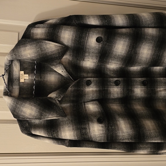 A.N.A. BRAND WOMEN'S BLACK AND WHITE PLAID FLANNEL PLUS SIZE JACKET SIZE 1X - Picture 3 of 16
